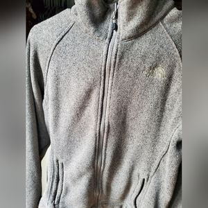 The north face women's medium brown zip up zipper sweater jacket with pockets